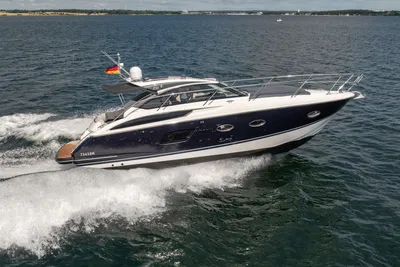 2012 Princess V39
