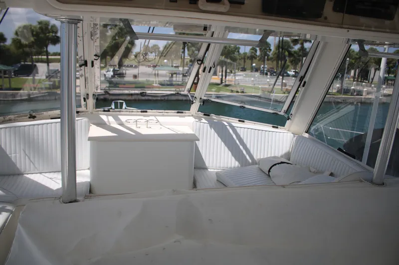 Sweetemocian Yacht Photos Pics Interior view of a 1999 Ocean Yachts model, featuring a spacious seating area.