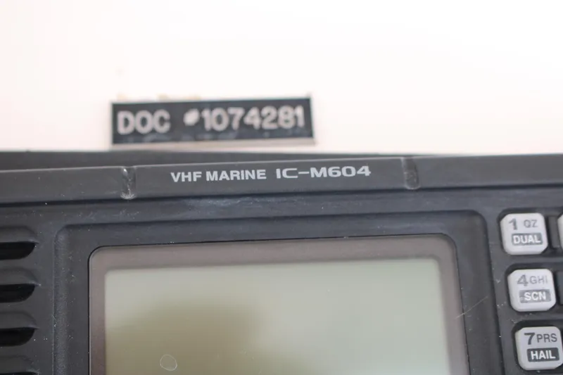 Sweetemocian Yacht Photos Pics VHF Marine IC-M604 radio on 1999 Ocean Yachts model.