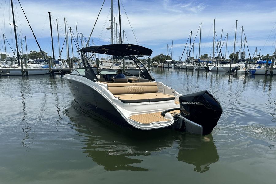 2022 Sea Ray 27 SDX