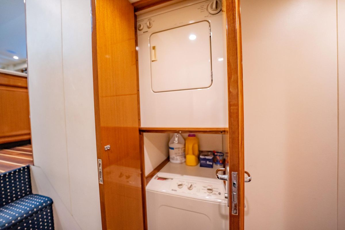 2000 Viking 60 