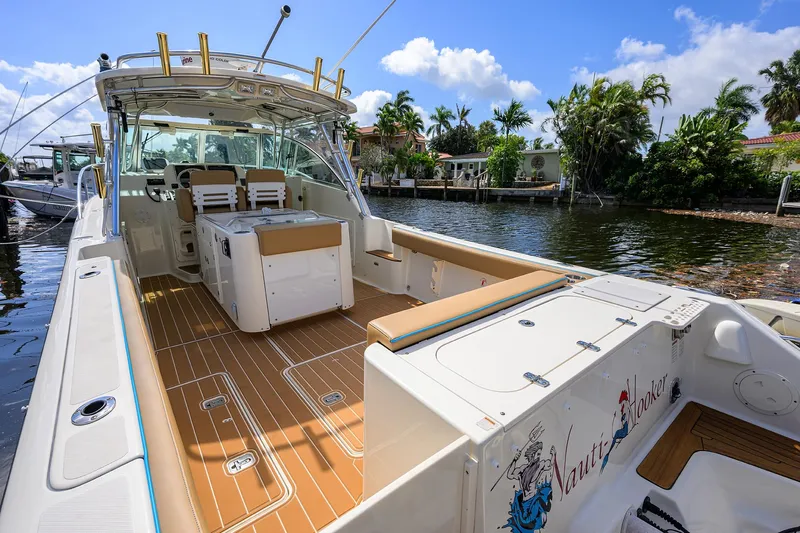 Nauti-hooker Yacht Photos Pics Pursuit 34 Nauti-Hooker - Cockpit