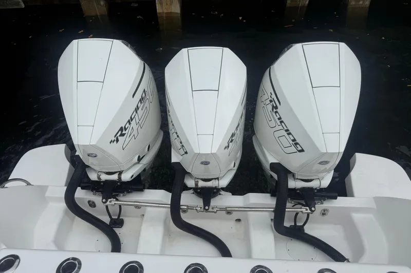 Day Dreams Yacht Photos Pics Triple Mercury Racing 450R outboard engines on a 2021 Intrepid 409 Valor boat.