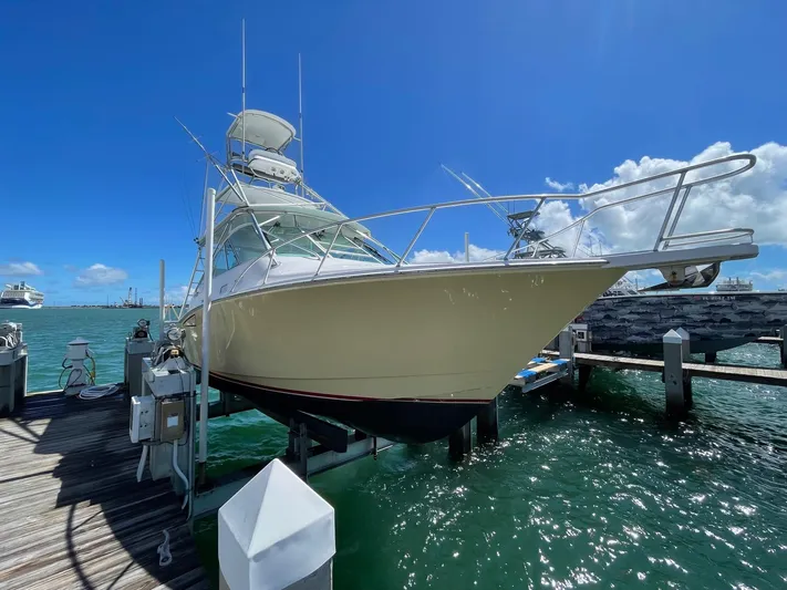 Kelly Daze Yacht Photos Pics 