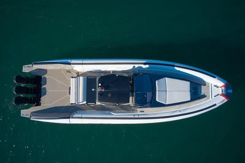  Yacht Photos Pics Top view of 2025 Anvera 42 Speedster boat on clear water.