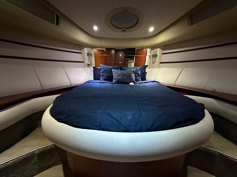 2002 Azimut 46