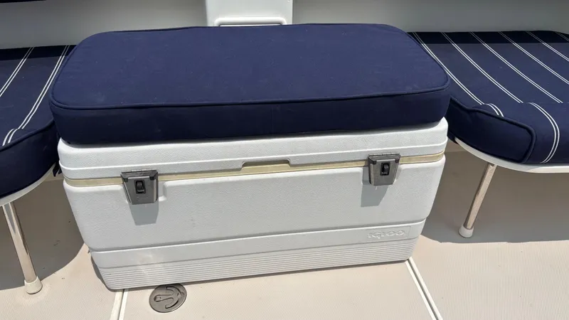 Uncle Ray Yacht Photos Pics Cushioned cooler seat on 2004 Back Cove 29 boat deck.