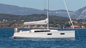 2022 Beneteau Oceanis 38.1