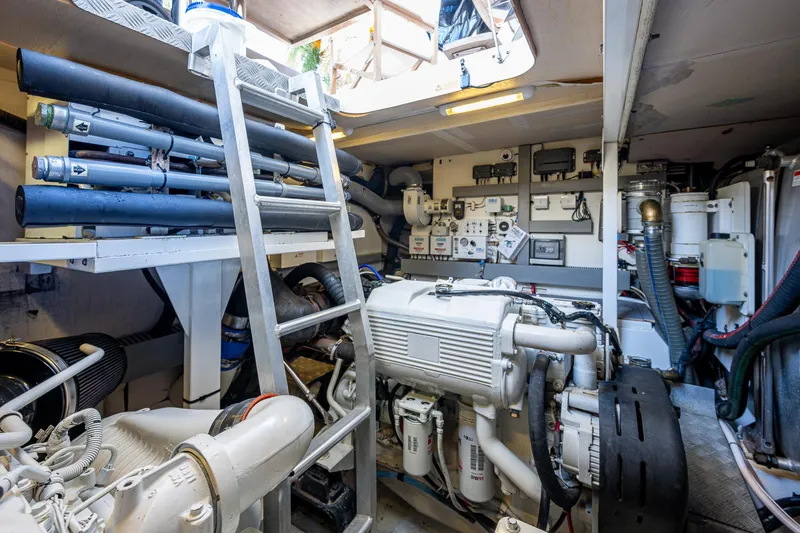 Lifesaver Yacht Photos Pics 