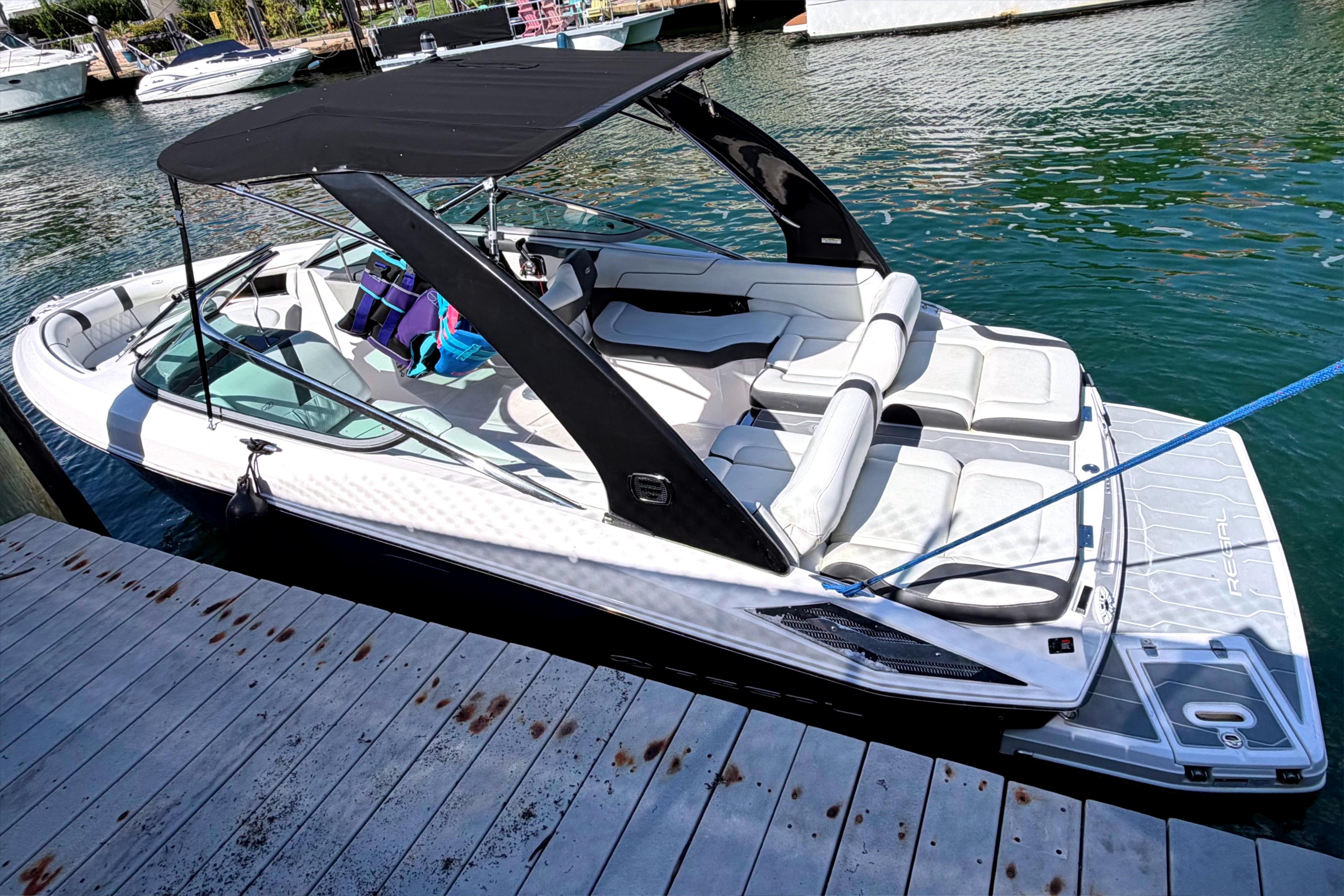 2020 Regal 2300 Bowrider