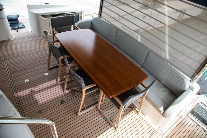 Elysium Yacht Photos Pics 