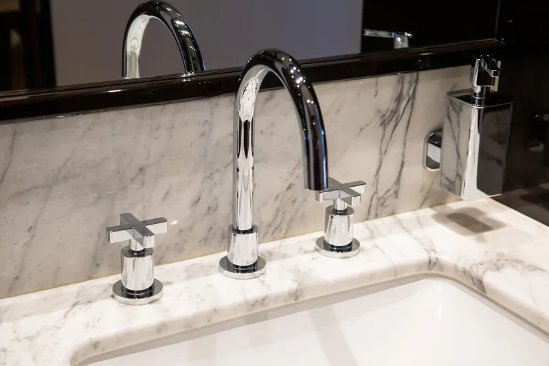 Elysium Yacht Photos Pics 