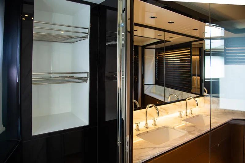 Elysium Yacht Photos Pics 