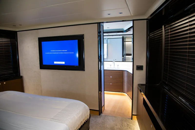 Elysium Yacht Photos Pics 