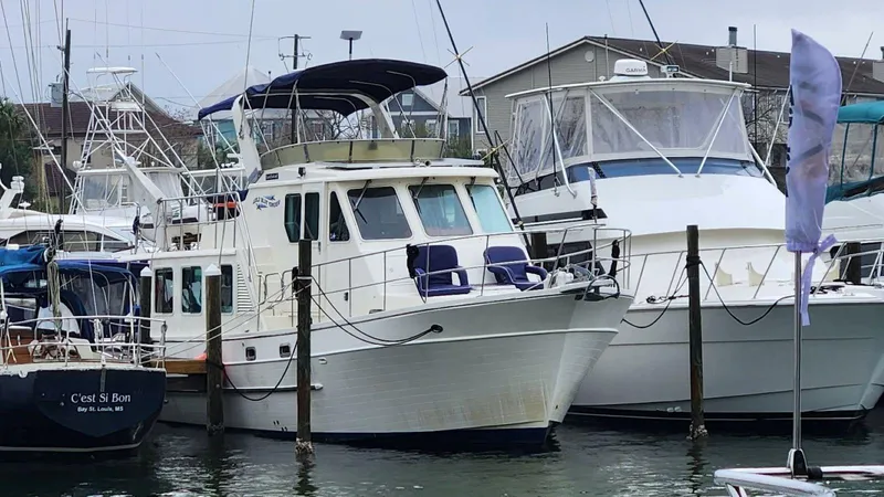 Wild Blue Yonder Yacht Photos Pics 