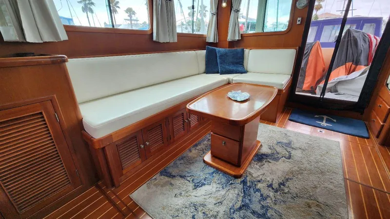 Wild Blue Yonder Yacht Photos Pics 