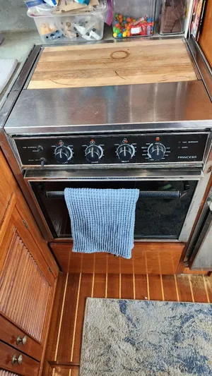 Wild Blue Yonder Yacht Photos Pics 