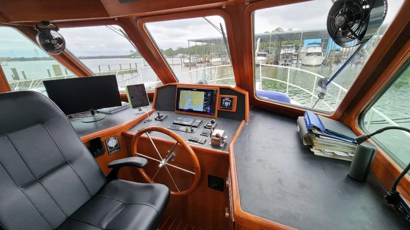 Wild Blue Yonder Yacht Photos Pics 