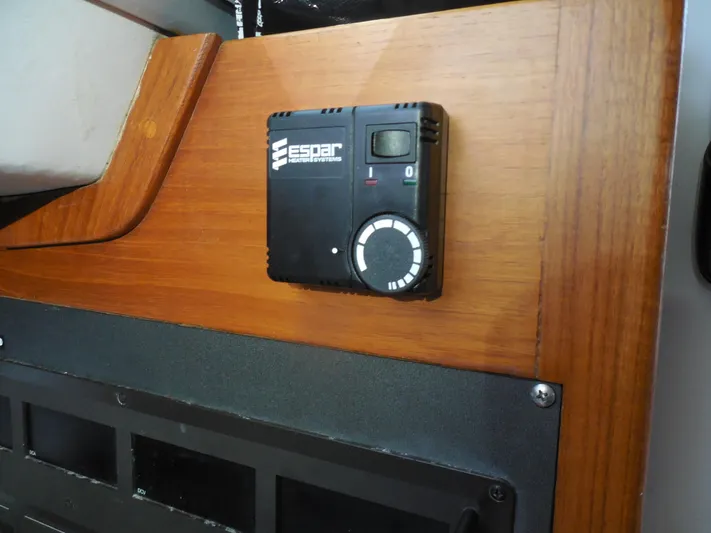 Runaway Yacht Photos Pics 