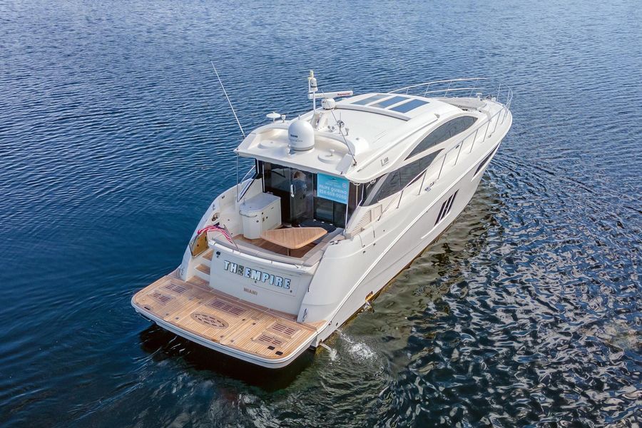 2018 Sea Ray L590