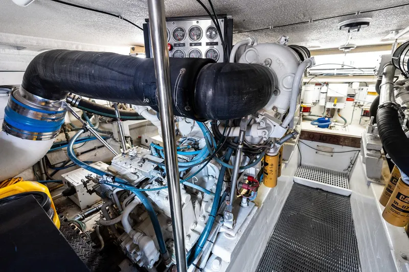 Amp'd Up Yacht Photos Pics 