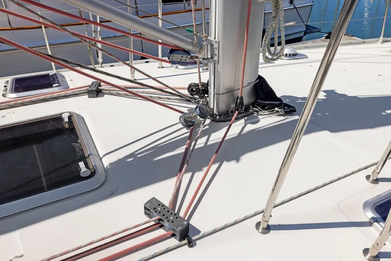 Crazy Horse Yacht Photos Pics Deck of 2001 Jeanneau Sun Odyssey 52.2 sailboat with rigging and hatches.