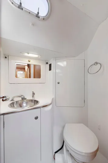 Crazy Horse Yacht Photos Pics 