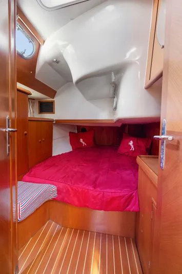 Crazy Horse Yacht Photos Pics 