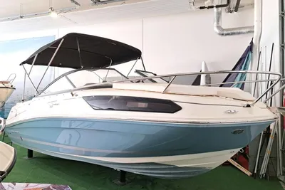 2021 Bayliner VR5 Cuddy