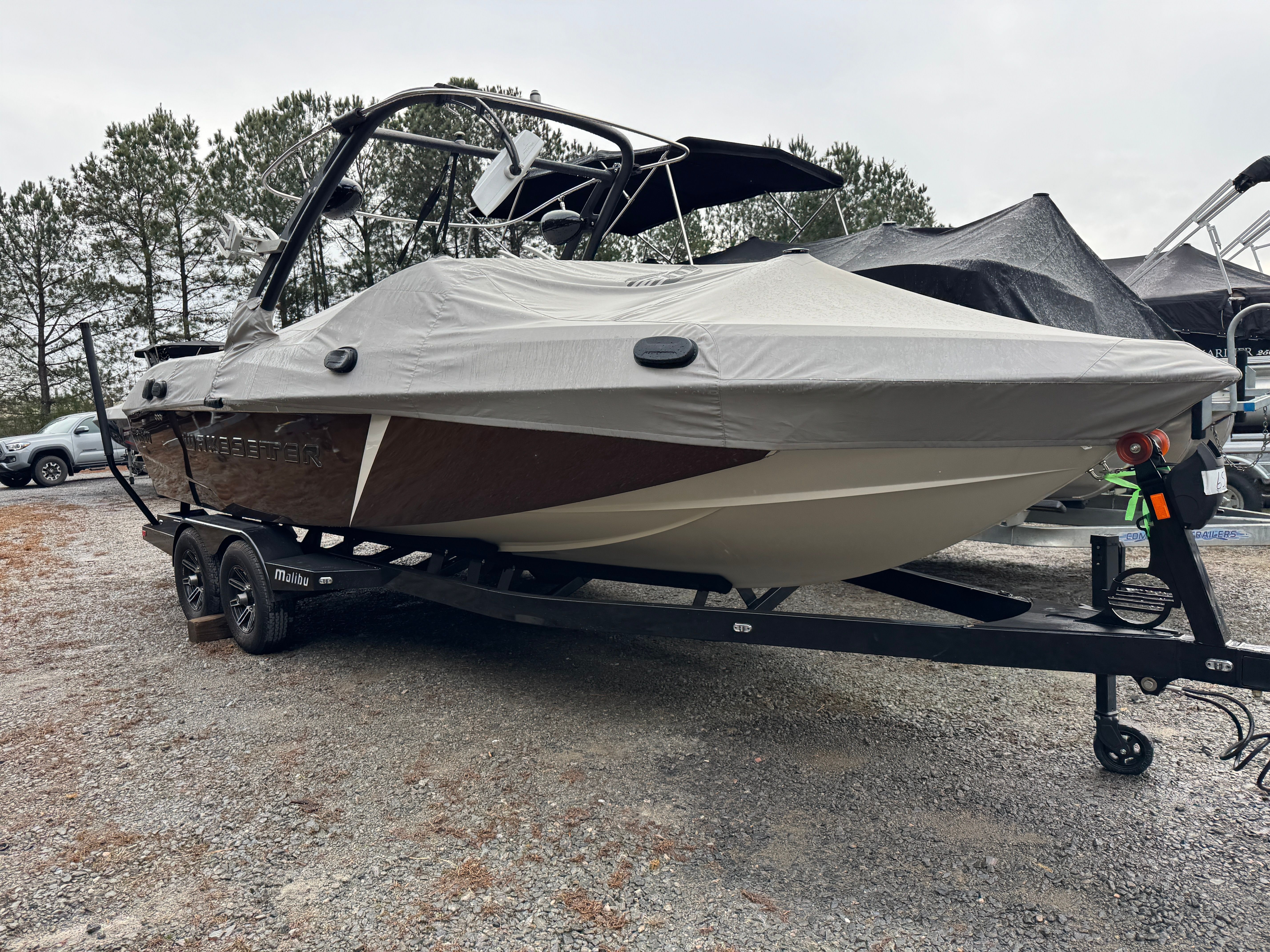 Malibu Wakesetter 25 LSV