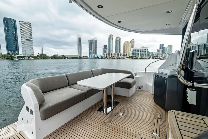 Guyal Yacht Photos Pics 