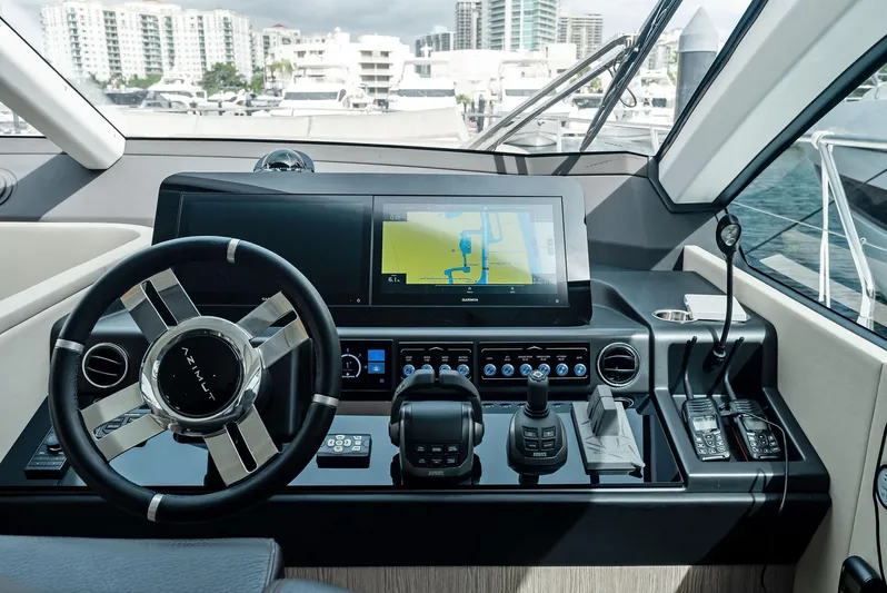 Guyal Yacht Photos Pics 