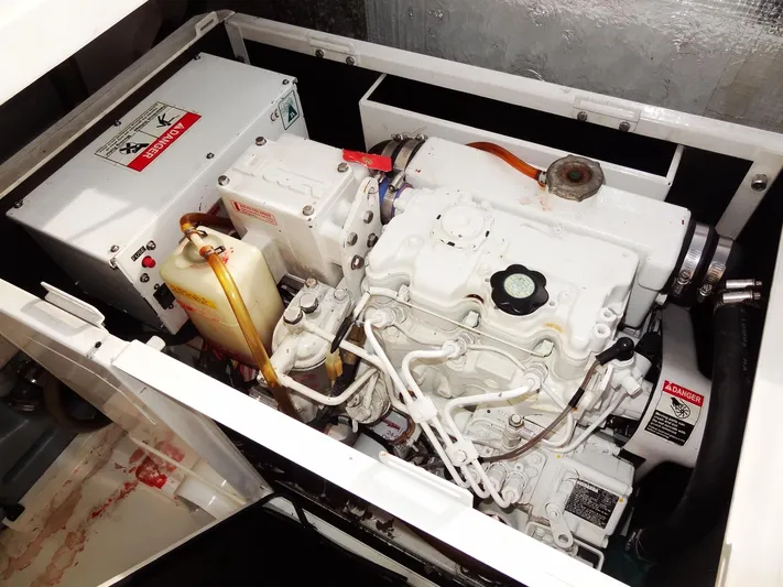 Voila Yacht Photos Pics 