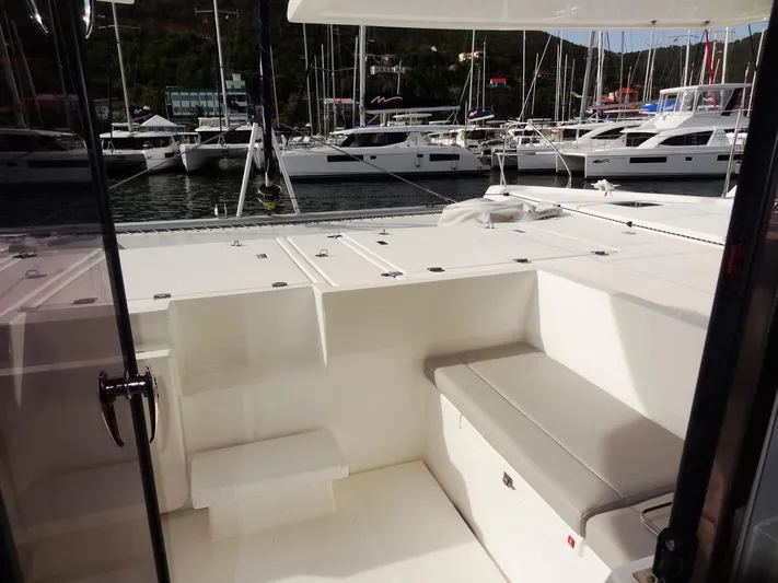 Voila Yacht Photos Pics 