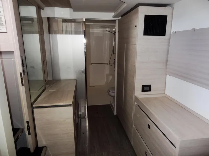 Voila Yacht Photos Pics 