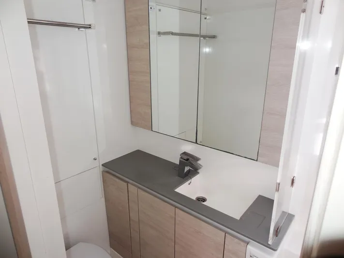 Voila Yacht Photos Pics 