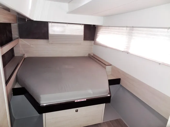 Voila Yacht Photos Pics 