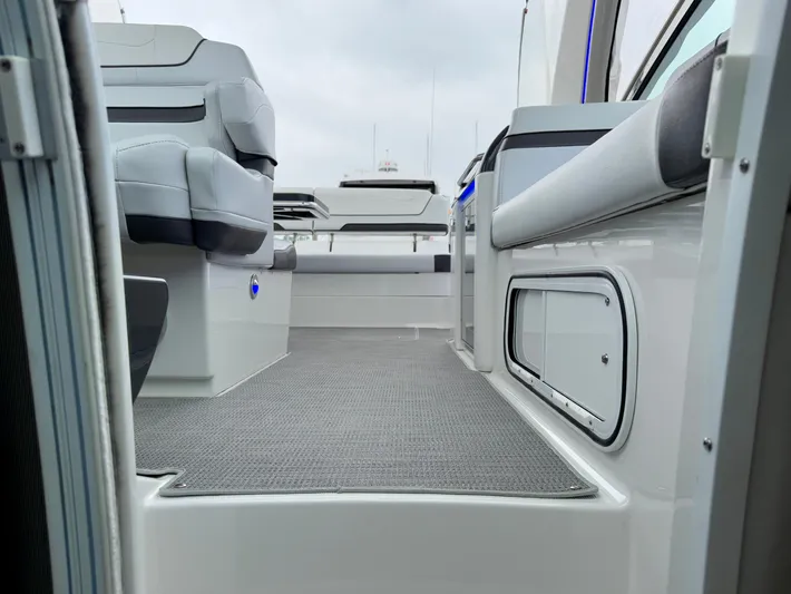 $30k Price Reduction! Yacht Photos Pics 