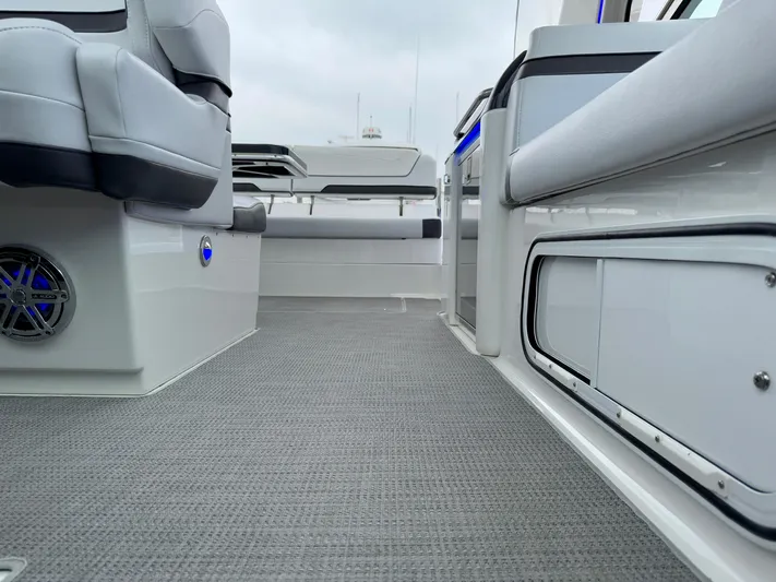 $30k Price Reduction! Yacht Photos Pics 