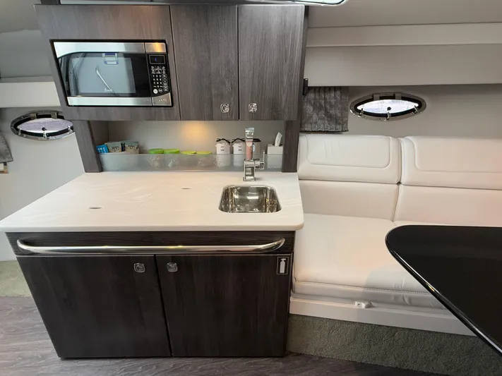 $30k Price Reduction! Yacht Photos Pics 