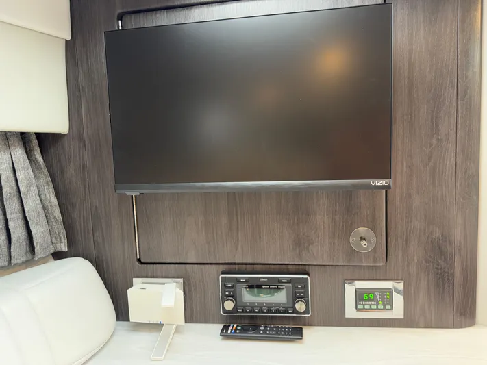 $30k Price Reduction! Yacht Photos Pics 