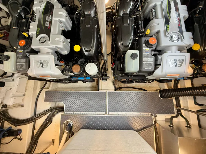 $30k Price Reduction! Yacht Photos Pics 