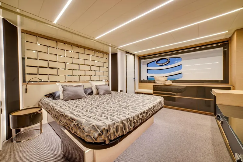 Argo Yacht Photos Pics Master Stateroom