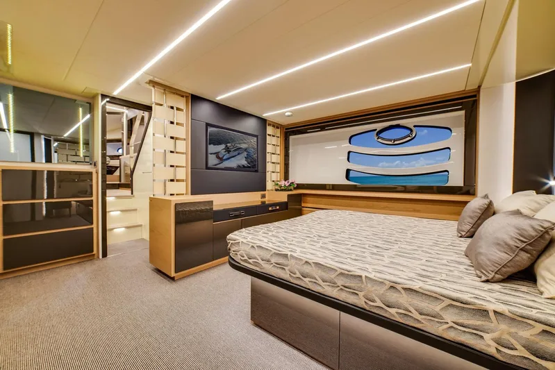 Argo Yacht Photos Pics Master Stateroom