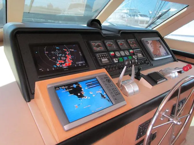 Diamond Days Yacht Photos Pics 