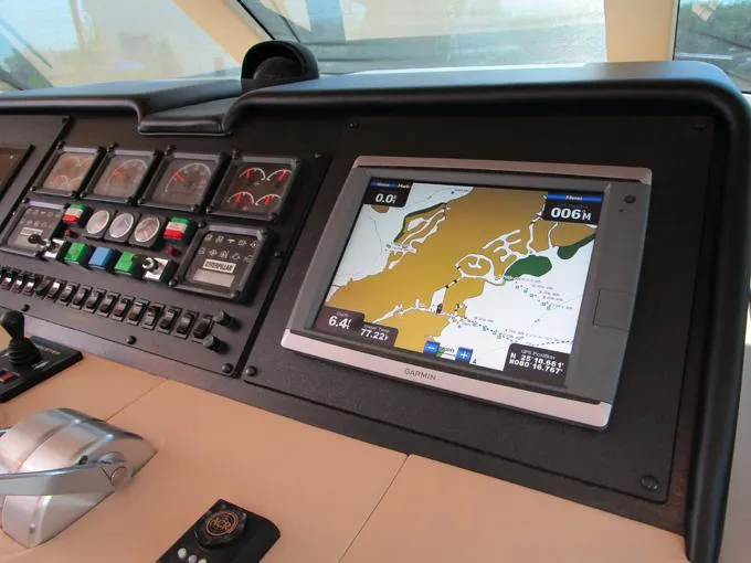 Diamond Days Yacht Photos Pics 