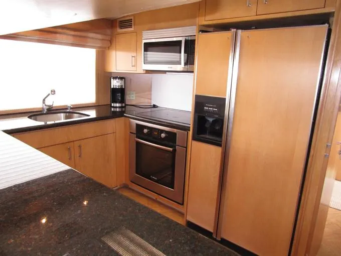 Diamond Days Yacht Photos Pics 