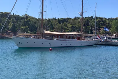 Feadship Classic Sailing Yacht