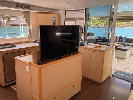 2011 Lagoon 56 