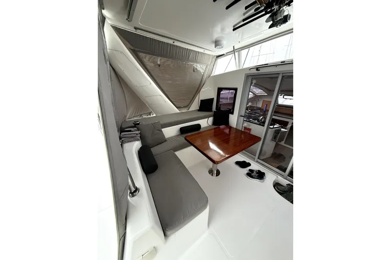 Waxy Yacht Photos Pics New Wooden table